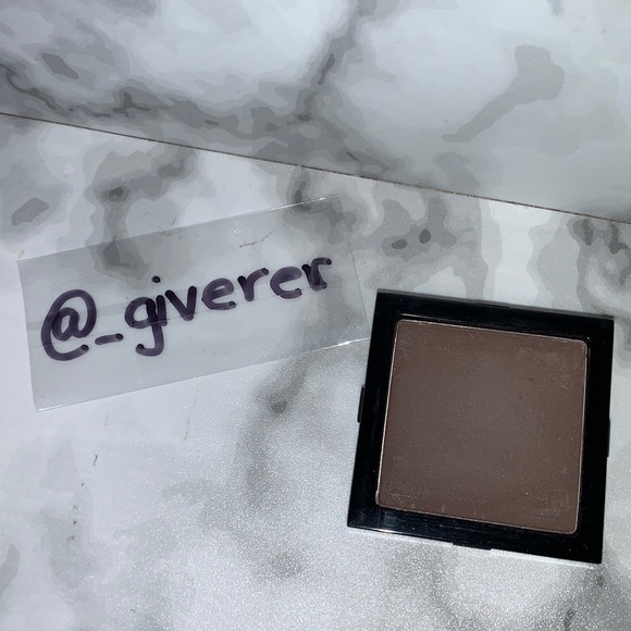 RICH ESPRESSO (#47) Bobbi Brown Discontinued Eyeshadow - Picture 4 of 13